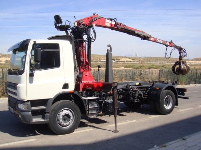 Alquiler de Camión Grúa (Truck crane) / Grúa Automática 18 tons .  en OCROS OCROS, Ancash, Perú