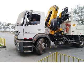 Alquiler de Camión Grúa (Truck crane) / Grúa Automática 9 tons.  en OCROS OCROS, Ancash, Perú