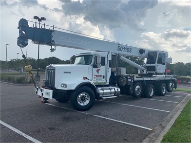 Alquiler de Camión Grúa (Truck crane) / Grúa Automática Ford Manitex 1768, Capacidad 15 tons, Alcance 20 mts, peso aprox 12 tons. en UTCUBAMBA YAMON, Amazonas, Perú